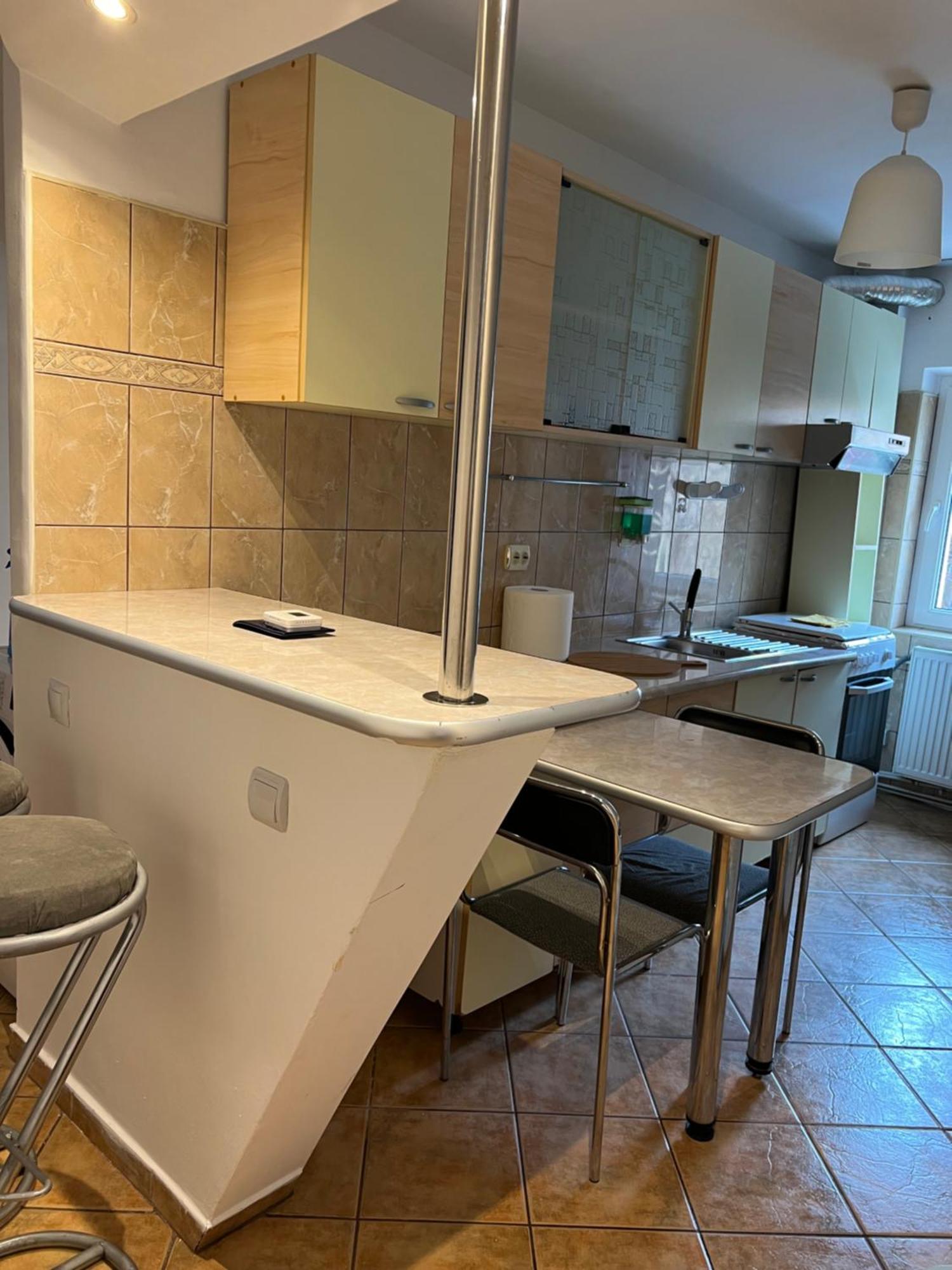 Quiet Area Brasov Apartment Ngoại thất bức ảnh